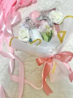 コスメブーケ【Refa/SHIRO】豪華5点｜誕生日/結婚式/ギフト ※展示品 コスメブーケ【Refa/SHIRO】豪華5点｜誕生日/結婚式/ギフト - メルカリ