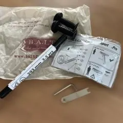 新品未使用　STRIDER 293mm 3-5歳用　シートポスト　グリップのサムネイル