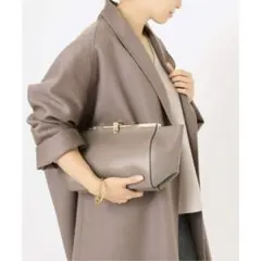 未使用自宅保管】Chloe クロエ C ボディバッグ ウエストバッグ 茶 