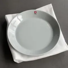 新品 iittala イッタラ ティーマ プレート 17cm パールグレーのサムネイル