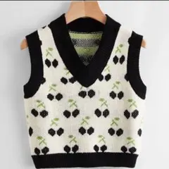 SHEIN チェリー ニットベスト