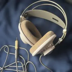 AKG 有線ヘッドホン オープンバックのサムネイル