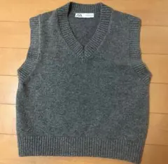 ZARA ニットベスト グレー