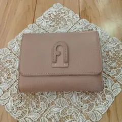 FILA ベージュレザー三つ折り財布のサムネイル