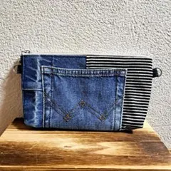 ハンドメイド　デニムリメイク パッチワークポーチ