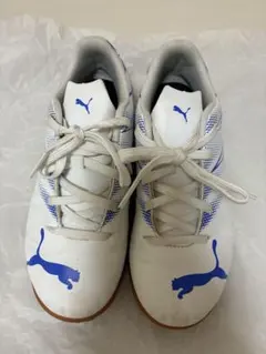 PUMA 22.5センチ サッカーインドアトレーニングシューズ 屋内用 - メルカリ