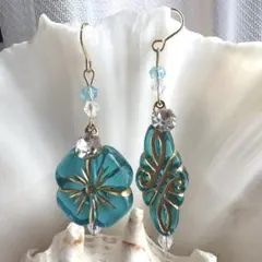 ターコイズの花モチーフピアス856