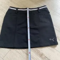 PUMA黒スカート