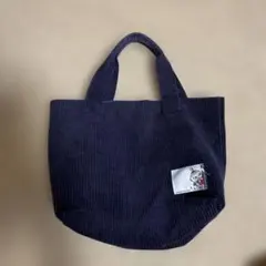 Item thumbnail for item 2900ec4c-4519-4200-82be-04c77b326fa0