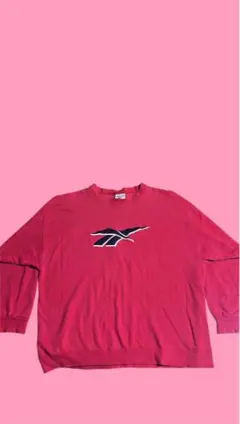 Reebok 赤 ロゴ入り スウェットシャツ