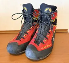 Item thumbnail for item ac399d7f-d450-447d-9023-00411ac49bad