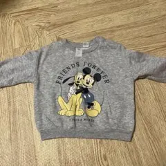 H&M プルートとミッキー トレーナー (裏起毛)