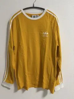 adidas イエロー ロンT