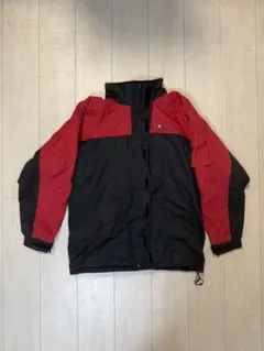 ナイロンジャケット 赤/黒 配色