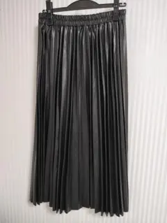 プリーツレザー