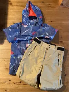 【ROXY】【男女兼用】スノーボード・スキーウェア　 ジャケット&パンツ セット