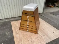 激安新品！！とび箱小型８段　　変形型　ＳＧマーク付