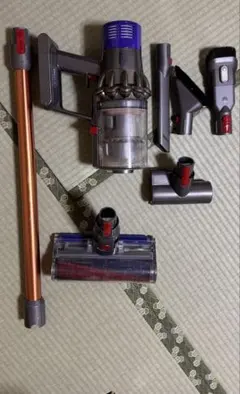 Dyson V10 sv12 本体 オレンジ バッテリ故障 - メルカリ