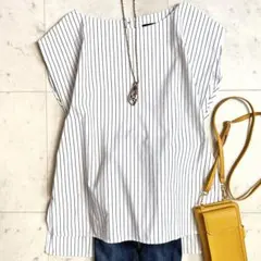 極美品♪バンヤードストーム バックボタン ストライプ コットンブラウス