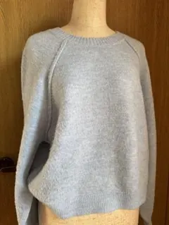 ZARA 水色ニット　パフスリーブ