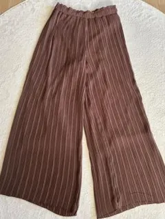 earthブラウン プリーツ ワイドパンツ フリーサイズ　ウエストゴム