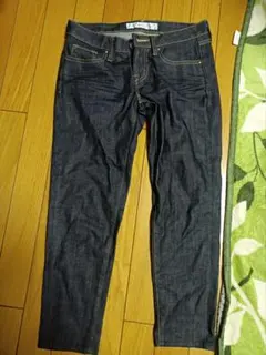 ダークブルー ストレートデニム