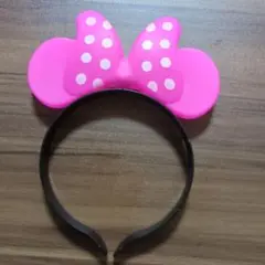 【セール】【即購入可】ミニーちゃん　光るカチューシャ　ヘアアクセ