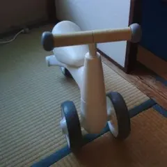 ホワイト 三輪車 キッズ用