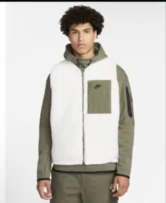 Nike Reversible WinterizedVest ナイキ　ベスト