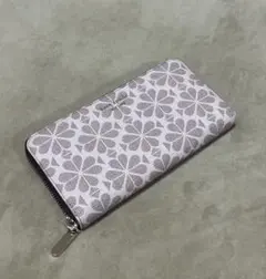 Kate spade ラウンドジップ長財布 美品