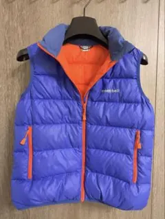 Montbellキッズ青いダウンベスト 130cm