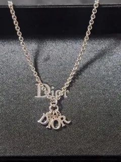 正規品 Christian Dior クリスチャンディオール ４連ロゴネックレス