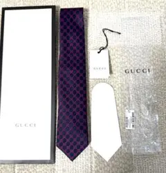 美品　GUCCI ネイビー レッド GG柄ネクタイ　専用紙袋、タグ、ビニール袋有