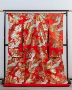 色打掛 赤地 鶴 花車 豪華刺繍 - メルカリ
