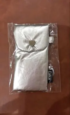 Laka リップポーチ