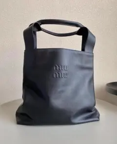 レザートートバッグ ブラック 大きめ