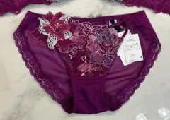 Item thumbnail for item 9787cc8a-7a5e-4b9d-8555-8c4a595df1c3