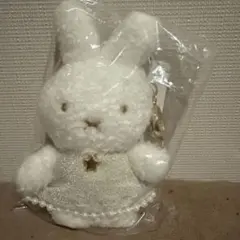 ミッフィー miia 原宿 マスコット チャーム miffy ぬいぐるみ - メルカリ