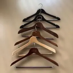 古い木製ハンガー
