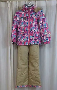 スキーウェア 女の子 140cm 上下セット FILA