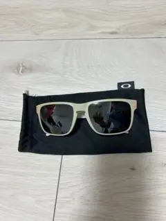 OAKLEY サングラス 収納袋付きのサムネイル