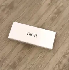 【新品未開封】　Dior ピンク色のストラップ　ノベルティ