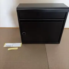 壁掛け式郵便ポスト ダイヤル錠付き 黒マット色