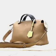 美品 フェンディ バイザウェイ ミディアム 2way ショルダーバッグ ベージュのサムネイル