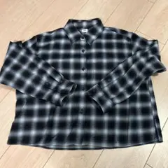 UNIQLO ボクシーシャツ