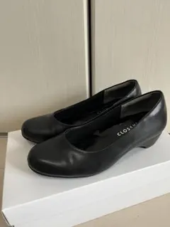 黒 パンプス