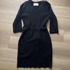 最終価格 試着のみ美品背中開きミシェルマカロン、ブラックニットワンピース 七分袖