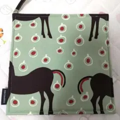 マリメッコ marimekko ムスタタンマ カットソー 新品未使用 人気】marimekko ムスタタンマ 馬柄 カットソー ブラウス 34