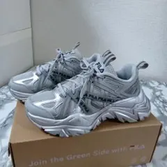 fila 厚底スニーカー