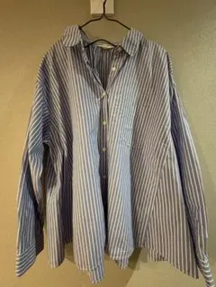 青と白のストライプ 長袖シャツ　studio clip